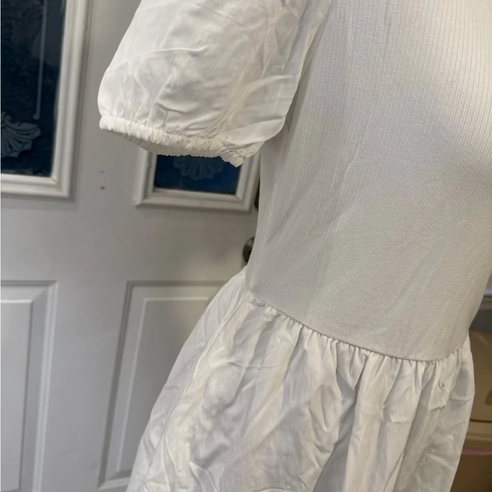 Elegant White Puff Sleeve Midi Dress